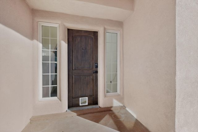 9709 Coneflower Drive NW, Albuquerque, NM 87114