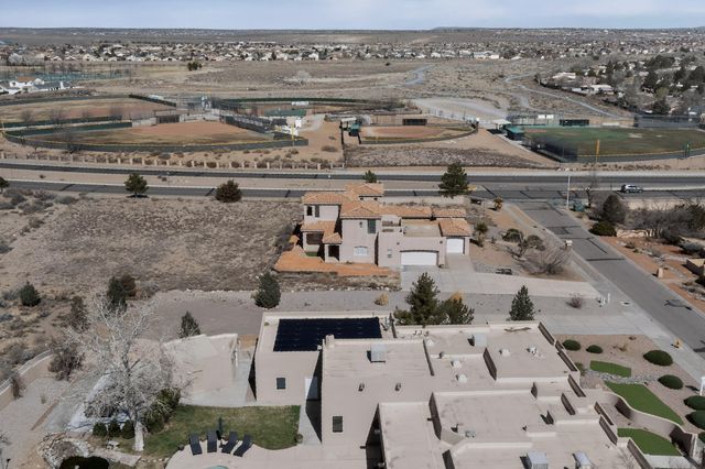 9709 Coneflower Drive NW, Albuquerque, NM 87114