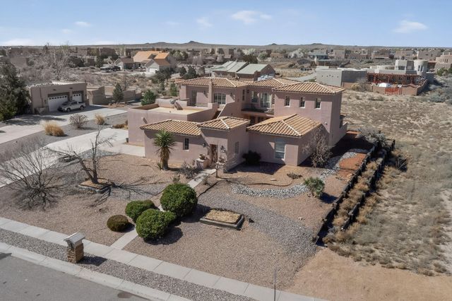 9709 Coneflower Drive NW, Albuquerque, NM 87114