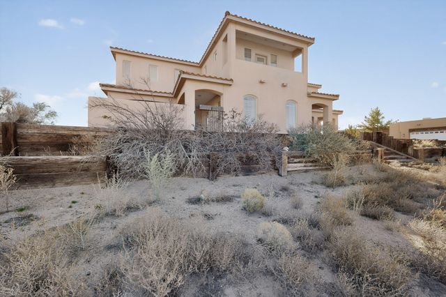 9709 Coneflower Drive NW, Albuquerque, NM 87114