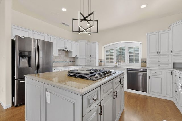 9709 Coneflower Drive NW, Albuquerque, NM 87114