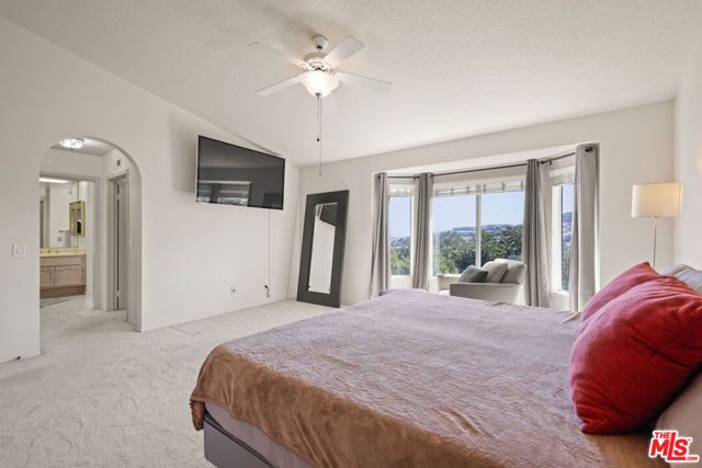 12119 Falcon Crest Way, Porter Ranch (los Angeles), CA 91326