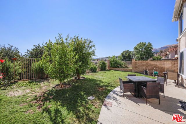 12119 Falcon Crest Way, Porter Ranch (los Angeles), CA 91326