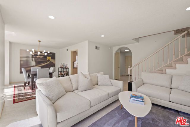 12119 Falcon Crest Way, Porter Ranch (los Angeles), CA 91326