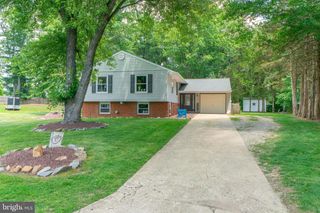6 GLORIA CT, Bear, DE 19701