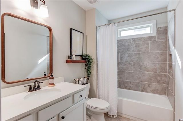 542 Flyingbolt Run, Canton, GA 30115