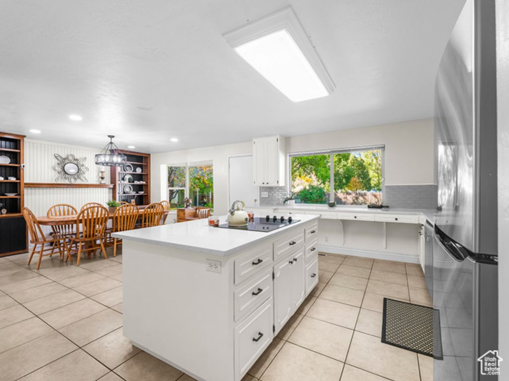 Image 6 of property listing at 1410 W 1200 N, Mapleton, UT 84664