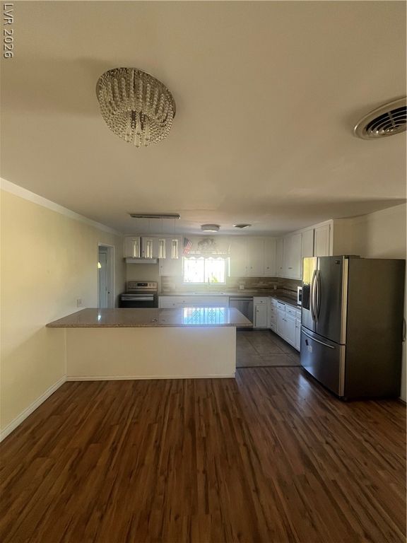 4958 Bock Street, Las Vegas, NV 89119 — photo 2