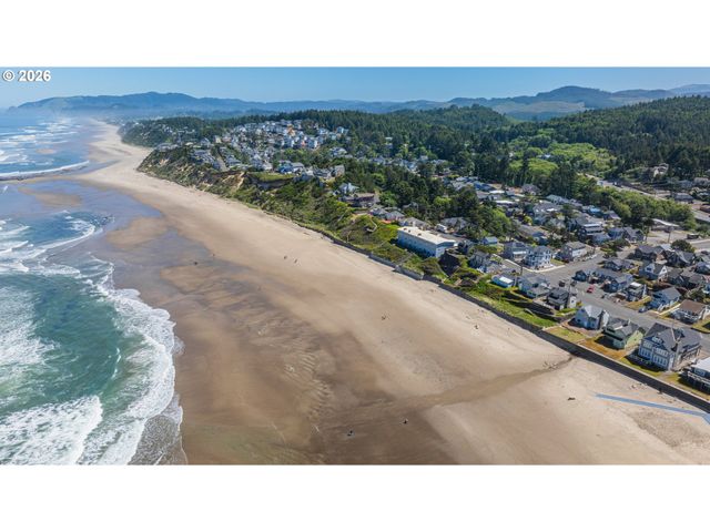 529 Sw 32ND St, Lincoln City, OR 97367
