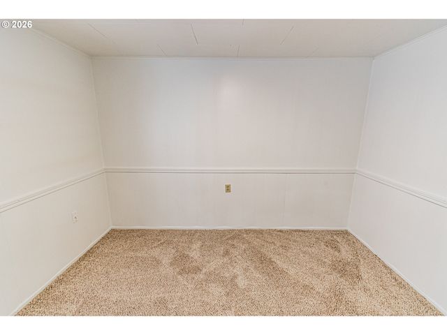 529 Sw 32ND St, Lincoln City, OR 97367