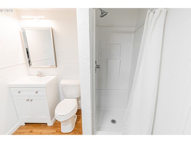 529 Sw 32ND St, Lincoln City, OR 97367