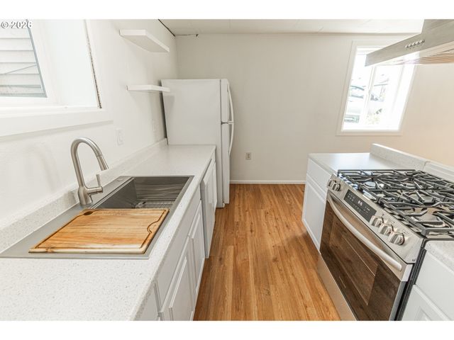 529 Sw 32ND St, Lincoln City, OR 97367