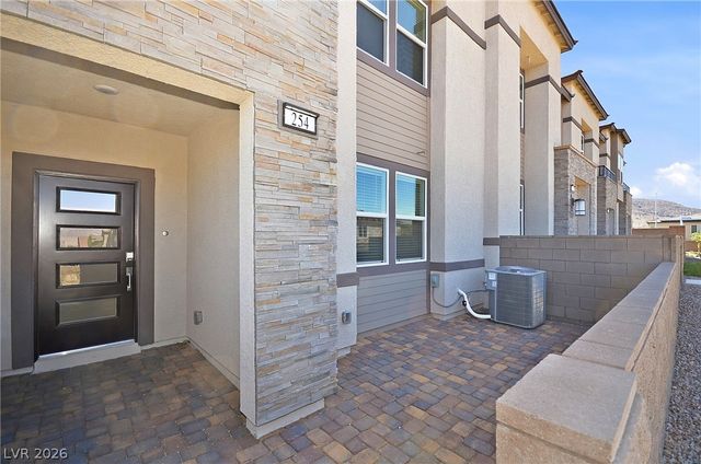 254 Walsh Peak Avenue, Henderson, NV 89015