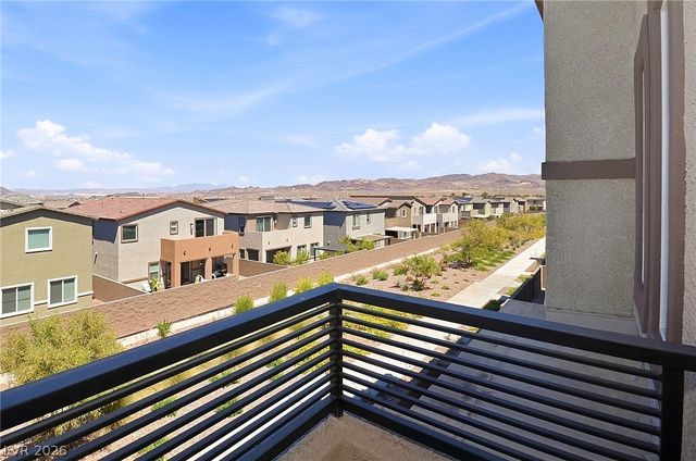 254 Walsh Peak Avenue, Henderson, NV 89015