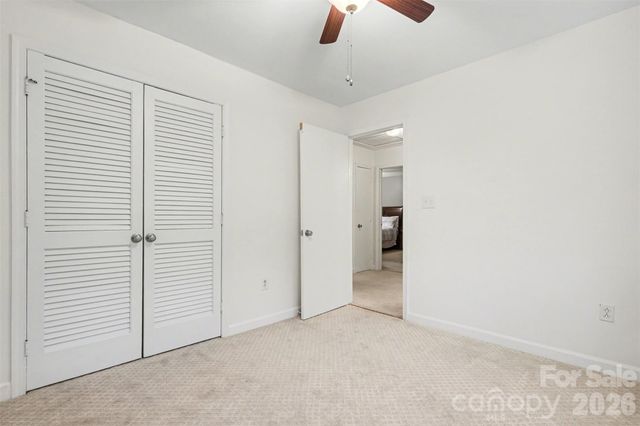 7729 Surreywood Place, Charlotte, NC 28270