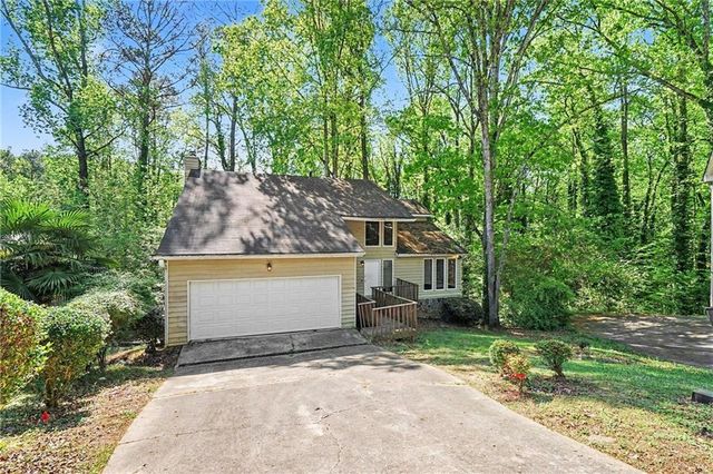 5148 Rocky, Stone Mountain, GA 30088