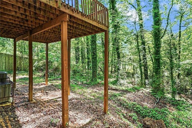 5148 Rocky, Stone Mountain, GA 30088