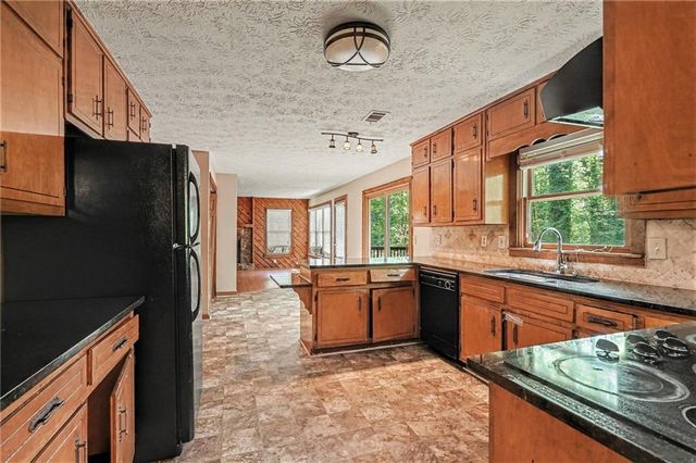 5148 Rocky, Stone Mountain, GA 30088