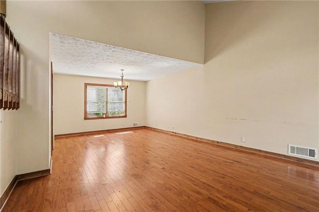 5148 Rocky, Stone Mountain, GA 30088