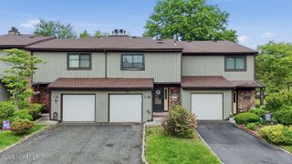 115 Bowne Court 43, Matawan, NJ 07747