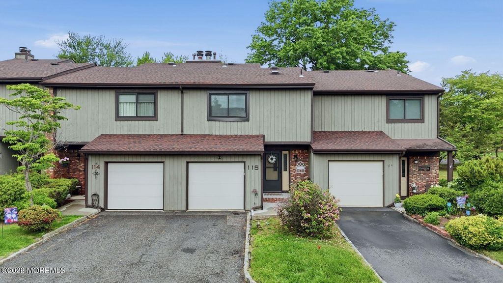 115 Bowne Court 43, Matawan, NJ 07747