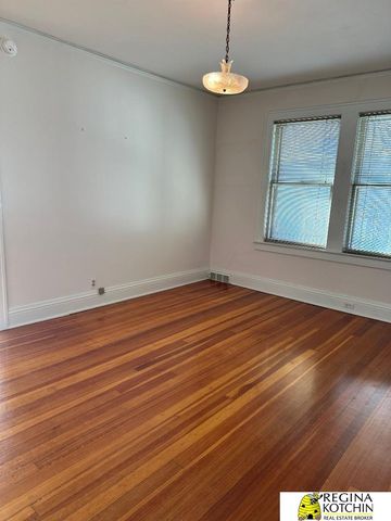 1004 Glenwood Ave Apt 3, Omaha, NE 68131