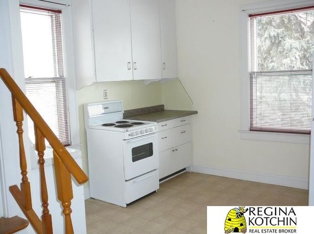 1004 Glenwood Ave Apt 3, Omaha, NE 68131