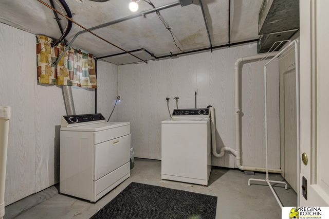 1004 Glenwood Ave Apt 3, Omaha, NE 68131