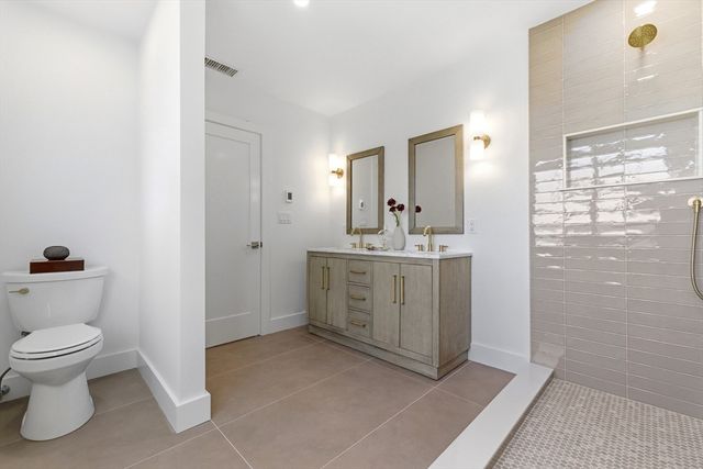 51 Fox Hill Rd, Nahant, MA 01908