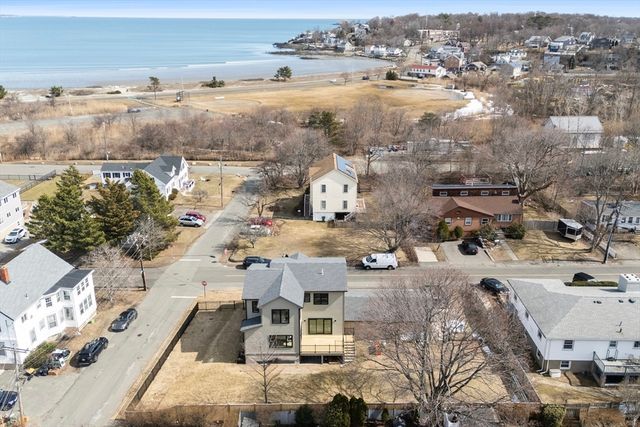 51 Fox Hill Rd, Nahant, MA 01908