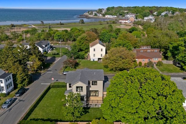 51 Fox Hill Rd, Nahant, MA 01908