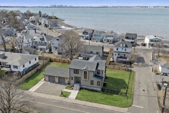 51 Fox Hill Rd, Nahant, MA 01908