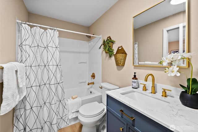 11101 Bingham Avenue E, Tacoma, WA 98446