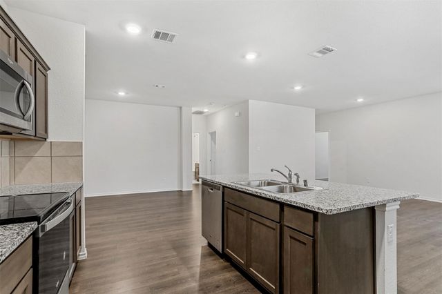 3234 Hawkins Drive, Fate, TX 75189