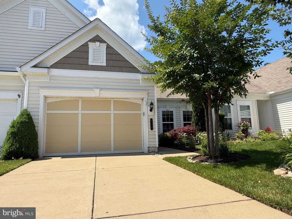 213 LONG POINT DR, Fredericksburg, VA 22406