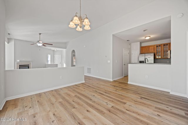 1121 Turtle Creek Road H, Greenville, NC 27858