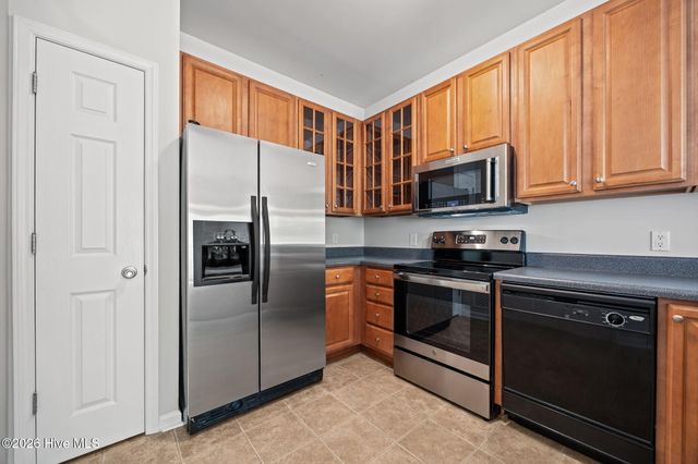 1121 Turtle Creek Road H, Greenville, NC 27858