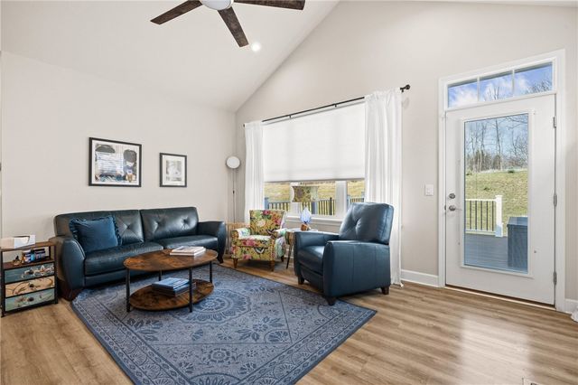 57 Thompson Lane, Canandaigua City, NY 14424