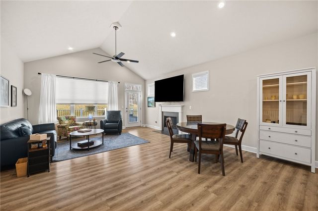 57 Thompson Lane, Canandaigua City, NY 14424