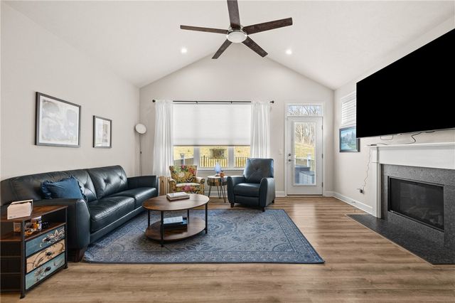 57 Thompson Lane, Canandaigua City, NY 14424