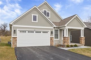 57 Thompson Lane, Canandaigua City, NY 14424