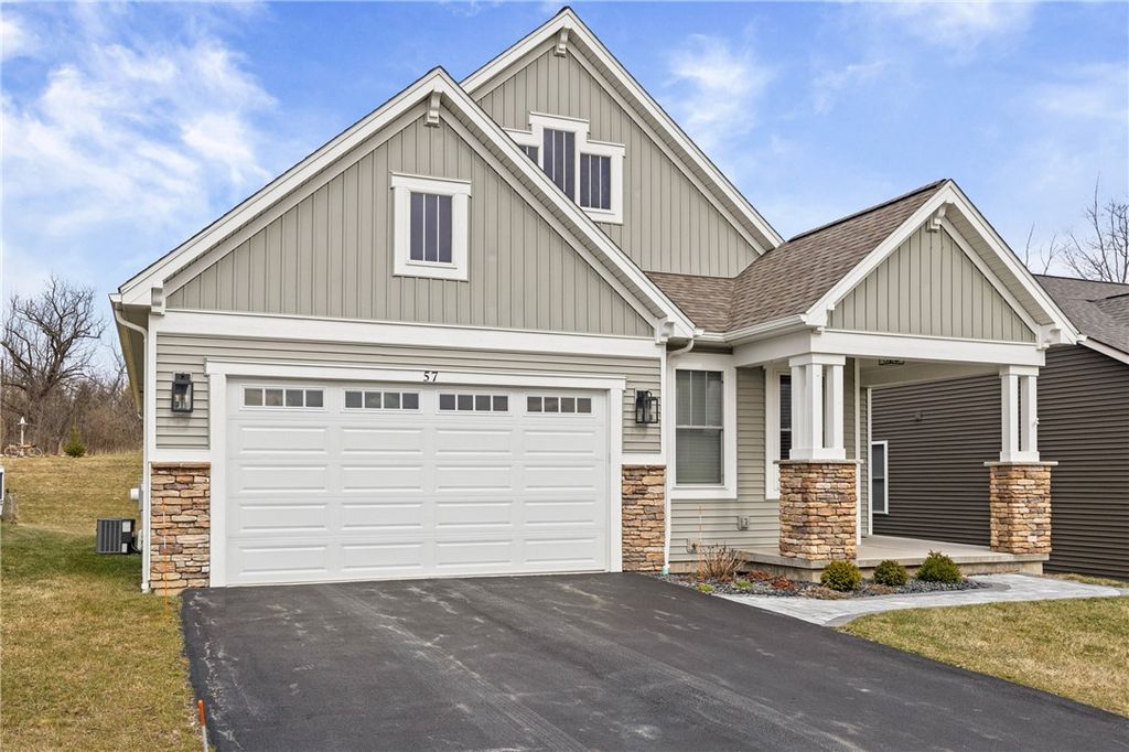 57 Thompson Lane, Canandaigua City, NY 14424