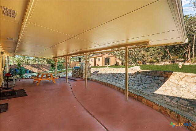 7339 Shady Hollow Lane, San Antonio, TX 78255