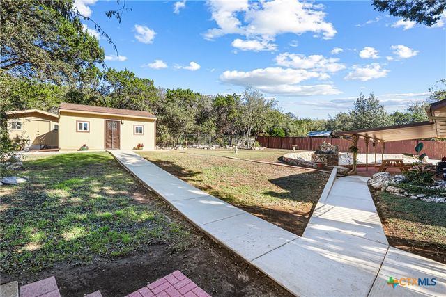 7339 Shady Hollow Lane, San Antonio, TX 78255