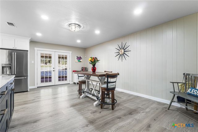 7339 Shady Hollow Lane, San Antonio, TX 78255