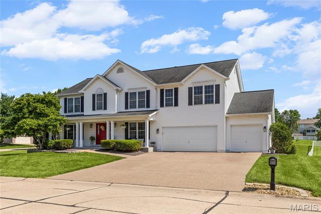 32 Lisa Nicole Court, St Peters, MO 63376