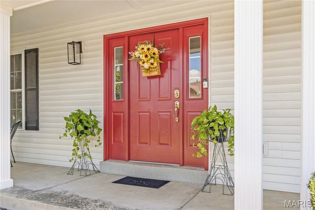 32 Lisa Nicole Court, St Peters, MO 63376