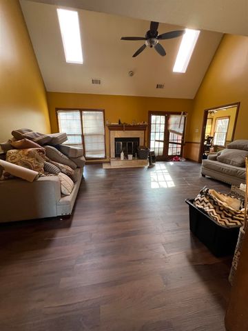 7561 DANIEL RIGGS CV, Unincorporated, TN 38125