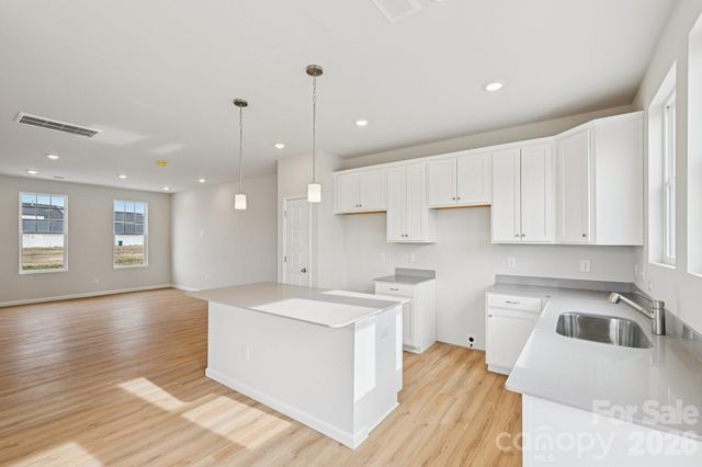 211 Vanguard Lane 18, Cramerton, NC 28032