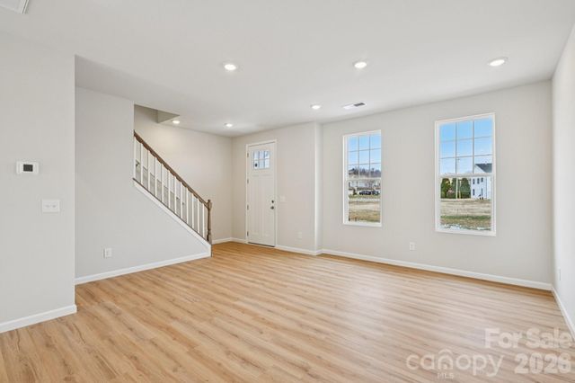 211 Vanguard Lane 18, Cramerton, NC 28032